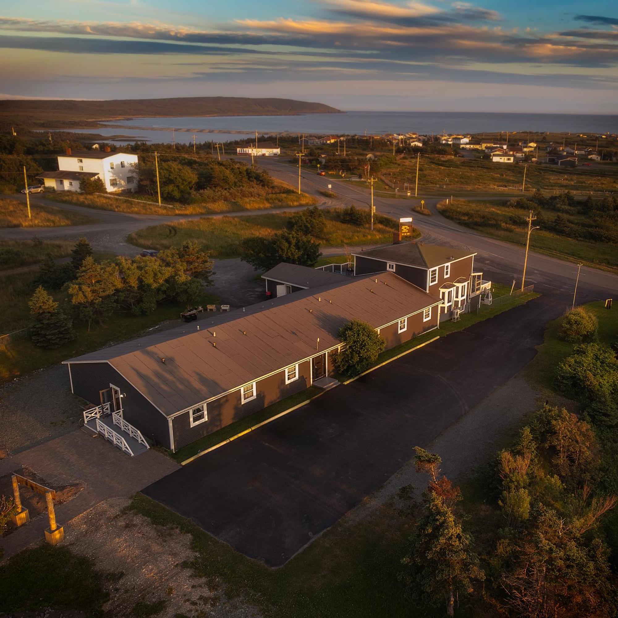 Edge Of The Avalon Inn Trepassey Buitenkant foto
